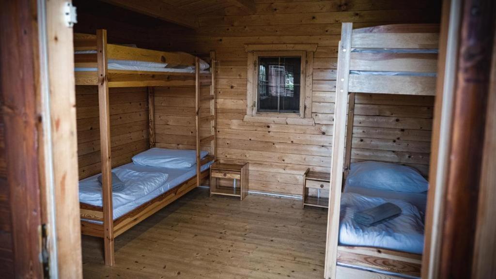 Camping Divoka Voda Pressburg Exterior foto